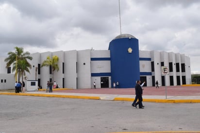 El cuerpo fue llevado más tarde hasta el edificio del Semefo local, ahí se le realizará una autopsia como marca la ley.