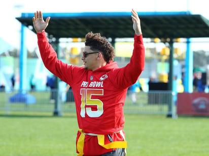 La espectacular temprada de Patrick Mahomes, mariscal de campo con Chiefs, lo puso al mando de la conferencia Americana en el Pro Bowl. (Especial)