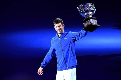 El número 1 del mundo arrolló ayer a Nadal e hizo historia al ganar su séptimo Abierto de Australia.