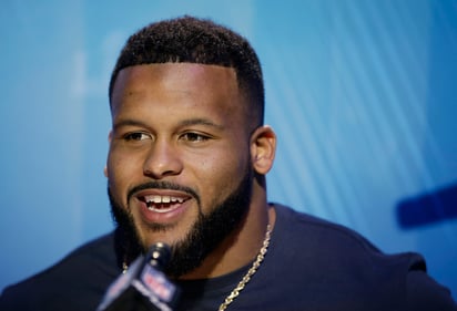 Aaron Donald confía en que los Carneros podrán ponerle presión a Tom Brady, al mariscal de campo de los Patriotas.