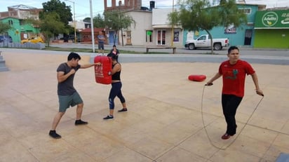 Las clases son gratuitas, sin límites de edad (en wu shu) y están a cargo de profesores altamente capacitados en el área deportiva.