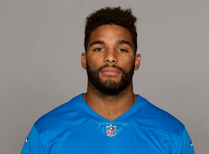 Trevor Bates, linebacker de los Leones de Detroit, fue acusado formalmente de golpear a un policía de la ciudad de Nueva York.