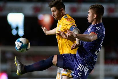 El equipo de Tigres de la UANL se confirmó como el mejor visitante del Torneo Clausura 2010, al doblegar sin mucho brillo 2-0 a Veracruz, en juego que abrió la actividad de la fecha seis del certamen. (JAMMEDIA)