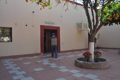 La Comisión de Hacienda aprobó por mayoría las finanzas de noviembre y diciembre del 2018, por lo que el dictamen será presentado ante el Cabildo la próxima semana en sentido positivo. (EL SIGLO DE TORREÓN)