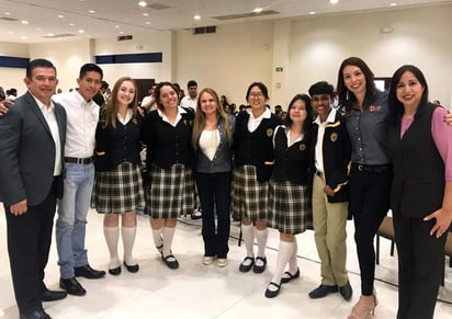 Marcela Gorgón, presidenta honoraria del DIF estatal
dijo que el programa está enfocado en ayudar a jóvenes.