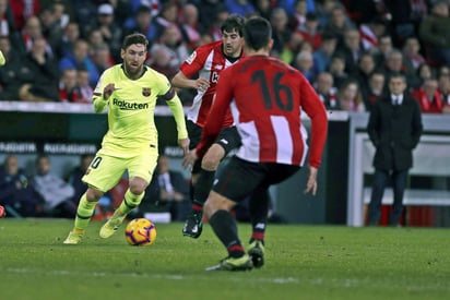 El astro argentino Lionel Messi durante el partido ante Athletic Club en el Estadio San Mamés.