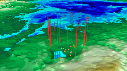 Este hallazgo del glaciólogo de la NASA, se une al reportado en noviembre del año pasado, un cráter de 19 millas de ancho debajo del glaciar Hiawatha, y el primero de impacto descubierto debajo de las capas de hielo de la Tierra. (ESPECIAL)