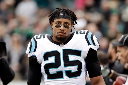 Eric Reid vio acción en 13 juegos con las Panteras de Carolina, en la recién concluida temporada de la NFL.