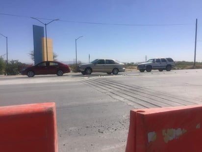 Los bordos, topes, boyas y/o moderadores de velocidad proliferan en Torreón como resultado de la solicitud de vecinos, el alto y rápido flujo vehicular pero también por la falta de control de la autoridad.  (ARCHIVO)