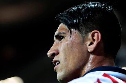 El delantero de las Chivas, Alan Pulido, en un partido de la Liga MX. (Jam Media)