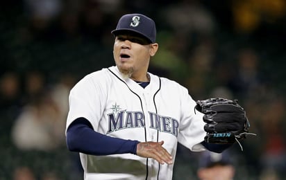 El pitcher Félix Hernández ganó 8 partidos y perdió 14 la temporada pasada con los Marineros, con quienes tuvo efectividad de 5.55.