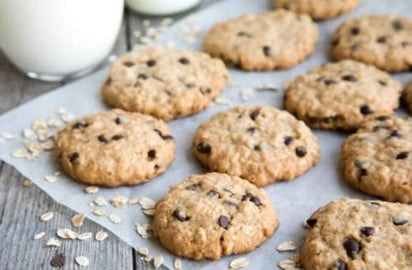 Se diseñaron galletas elaboradas a base de amaranto, manzana, chía y chocolate amargo, que aportan pocas calorías y un gramo de proteína. (ARCHIVO)