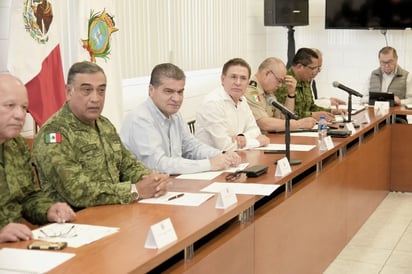 A decir del gobernador, José Rosas Aispuro Torres, La Laguna es ejemplo de buenos resultados tras la intervención del Ejército Mexicano en labores de seguriad.