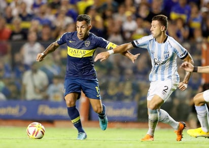 Carlos Tevez durante el partido en que Atlético Tucumán se impuso 2-1 a su equipo, Boca Juniors. (Especial)