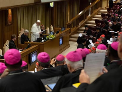 Crucial. Francisco inició las labores de la reunión para la lucha contra la pederastia en la iglesia. (EFE)