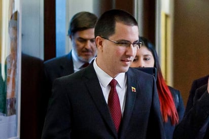 'Los militares venezolanos están para defender el territorio venezolano de cualquier agresión armada contra nuestro país', señaló Arreaza en una conferencia de prensa en Naciones Unidas. (EFE)