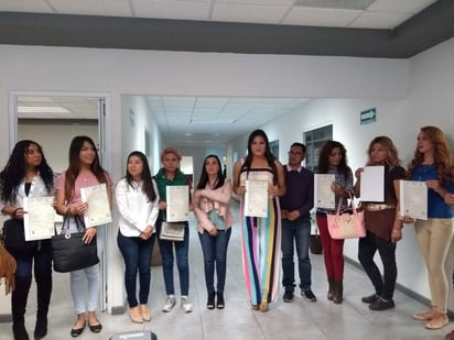 Un total de 16 actas ratificadas en el nombre y género fueron entregadas a integrantes de la comunidad LGBT. (EL SIGLO DE TORREÓN)