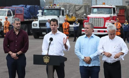 Ya ingresó el primer cargamento de ayuda humanitaria a territorio venezolano desde Brasil. (EFE)