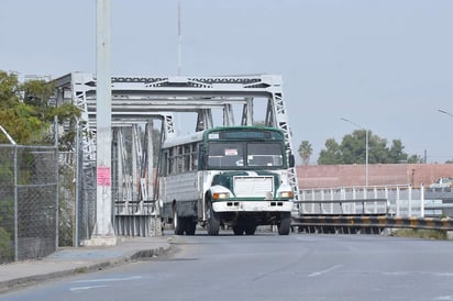 “No sabemos cómo venga, con qué finalidad venga, si en realidad busca favorece a los usuarios y a los transportistas”, compartió Raúl Martínez Caldera, secretario general del Sindicato de Rutas Urbanas de Gómez Palacio. (ARCHIVO)