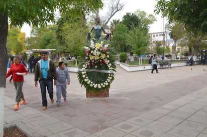 Este día habrá un acto conmemorativo en el Monumento a la Mujer de la Plaza de Armas; la semana próxima habrá conferencias y pláticas alusivas a la fecha. (EL SIGLO DE TORREÓN)