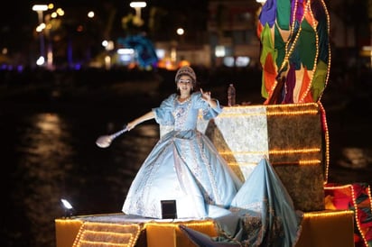 Con música, baile, vestidos coloridos, carros alegóricos y mucha fiesta, cada año se vive la fiesta del Carnaval en diferentes puntos del país mexicano. (ESPECIAL)