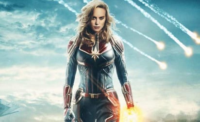 “Capitana Marvel”, que se estrenó en más de cuatro mil salas en Estados Unidos, fue escrita y dirigida por Anna Boden y Ryan Fleck, y junto a Larson participan además Jude Law, Ben Mendelsohn, Lashana Lynch, Gemma Chan, Annette Bening y Samuel L. Jackson.
