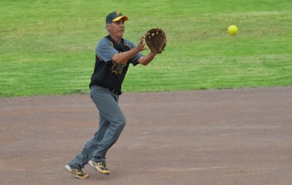 Se pretende que en este nuevo circuito, puedan participar por igual, socios y no socios del Club San Isidro, con al menos 45 años.