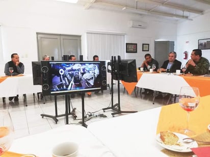 Empresarios y Mando Especial de La Laguna se reunieron este martes. (EL SIGLO DE TORREÓN) 