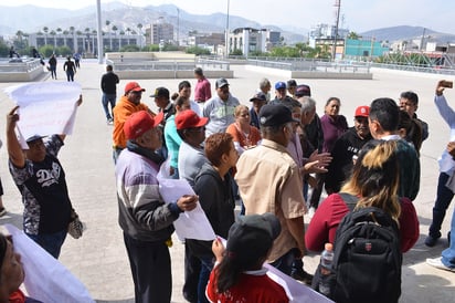 Los habitantes del ejido Ana piden al Municipio que los apoye para evitar la venta del último espacio deportivo que le queda a la comunidad. (FERNANDO COMPEÁN)