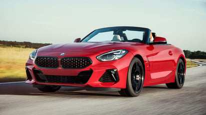 El nuevo BMW Z4 estrena lenguaje de diseño con un aspecto corto, bajo y compacto que acentúa su carácter deportivo. (ESPECIAL)