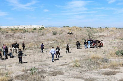 Ambos se encontraban envueltos en una cobija y presentaban huellas de violencia. (EL SIGLO DE TORREÓN)