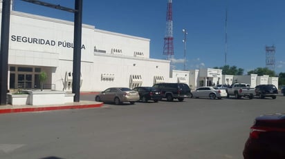 La detención de dicha persona se realizó cuando elementos de la Dirección de Seguridad Pública Municipal realizaban un recorrido de vigilancia. (EL SIGLO COAHUILA)