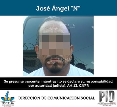 José Ángel, exigió a la víctima que lo llevara al área de cajeros por las zonas donde no se activaran las alarmas, mientras hurtaba diversos productos de los estantes. (ESPECIAL) 

