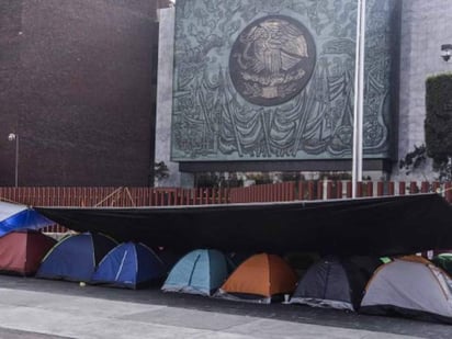 Debido a que “no hay condiciones”, la Cámara de Diputados suspendió su reunión ordinaria de este martes, donde se analizaría el dictamen de la reforma educativa. (TWITTER)