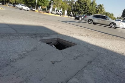 Los habitantes solicitan a las autoridades correspondientes que se resuelva el problema lo más rápido posible. (EL SIGLO DE TORREÓN)