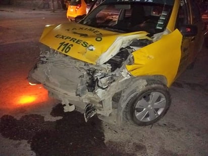 Resultaron con múltiples golpes luego del accidente. (EL SIGLO DE TORREÓN)