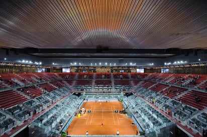 Duelo de la rusa Elena Dementieva contra la española Lourdes Domínguez, durante el Masters de Madrid en la Caja Mágica, en su edición de 2009.