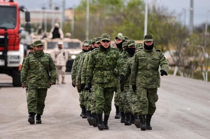 Esta mañana de viernes el titular del Ejecutivo en su conferencia mañanera desde Zapopan, Jalisco, anunció que la próxima semana anunciará al mando que estará al frente de la Guardia Nacional, pero adelantó que será un militar en activo. (ARCHIVO)