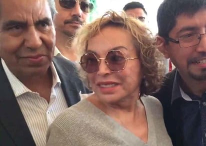 'Antes (los maestros) hablaban al sindicato para tener una plaza; ahora con su reformita que están haciendo hasta eso se está perdiendo', dijo Elba Esther Gordillo en Puebla. (ESPECIAL) 