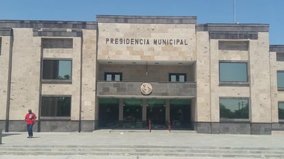 En el Congreso del Estado ya se han pronunciado y realizado los nombramientos de regidores sustitutos en otros municipios de Coahuila que presentaron una situación similar a lo que ocurre en Piedras Negras.