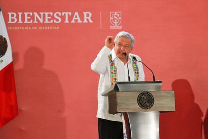 López Obrador indicó que si se demora la aprobación de la nueva reforma educativa impulsada por su gobierno, emitirá un decreto para la abrogación de la que aún está vigente. (ARCHIVO)