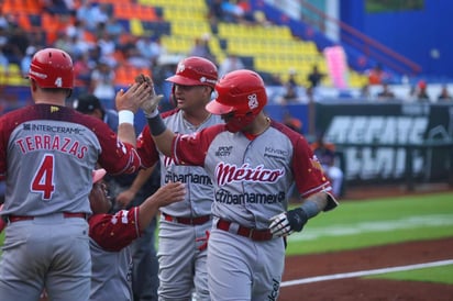 La 'pandilla infernal' amarró la 'exguerra civil' como visitante, gracias a un potente racimo de cinco carreras en el primer inning y que fue inalcanzable para los 'felinos'. (Especial)