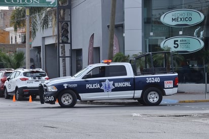 Los hechos ocurrieron en la colonia Bocanegra de Torreón, donde participaron policías municipales y algunos vecinos. (EL SIGLO DE TORREÓN)