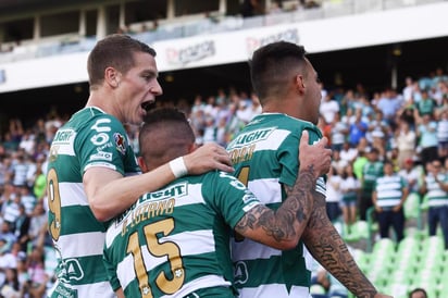 Albiverdes celebran el primer gol. (Jesús Galindo) 