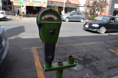 Diversos parquímetros en el centro son objeto de vandalismo, por lo que es necesario cambiarlos. (EL SIGLO DE TORREÓN)