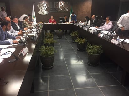 El IEPC podría sesionar hasta la próxima semana para avalar y registrar a los candidatos, y a partir de ello, podrían iniciar las campañas propiamente. (ARCHIVO) 