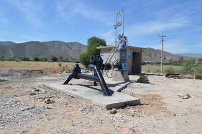 Ayer aseguró Sapal que debe notarse una mejoría en la presión de agua en la red en unas 40 horas por la operatividad del pozo uno. (EL SIGLO DE TORREÓN)