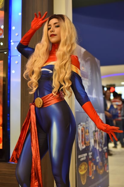 Cosplay. Capitana Marvel acudió al estreno de Avengers: Endgame para atestiguar el impacto que ha logrado en la región. (EL SIGLO DE TORREÓN)