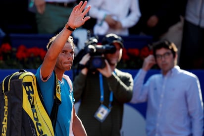 El once veces campeón del Godó las salvó todas, sobreviviendo al bombardeo de Thiem, con su afilada derecha y con su demoledor revés a una mano.