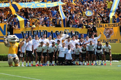 Como a manera de cábala, Tigres abrió las puertas del entrenamiento a su afición. (Especial)